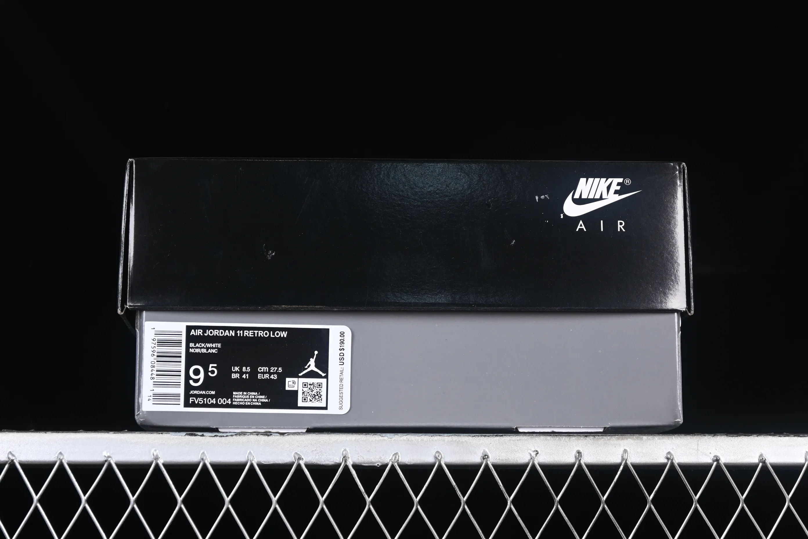 All categories Air Jordan Jordan series basketball shoes Air Jordan 11 F version Air Jordan 11 Low "Space Jam" AJ11 Joe 11 slam dunk real standard real carbon low-top basketball shoes FV5104-004